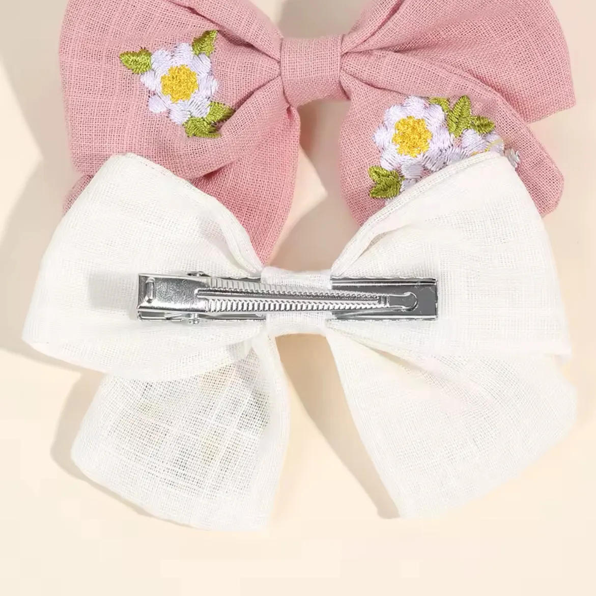 Daisy Bow