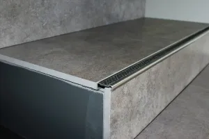 DISTAE 250 CM Aluminium Anodized Silver Insert