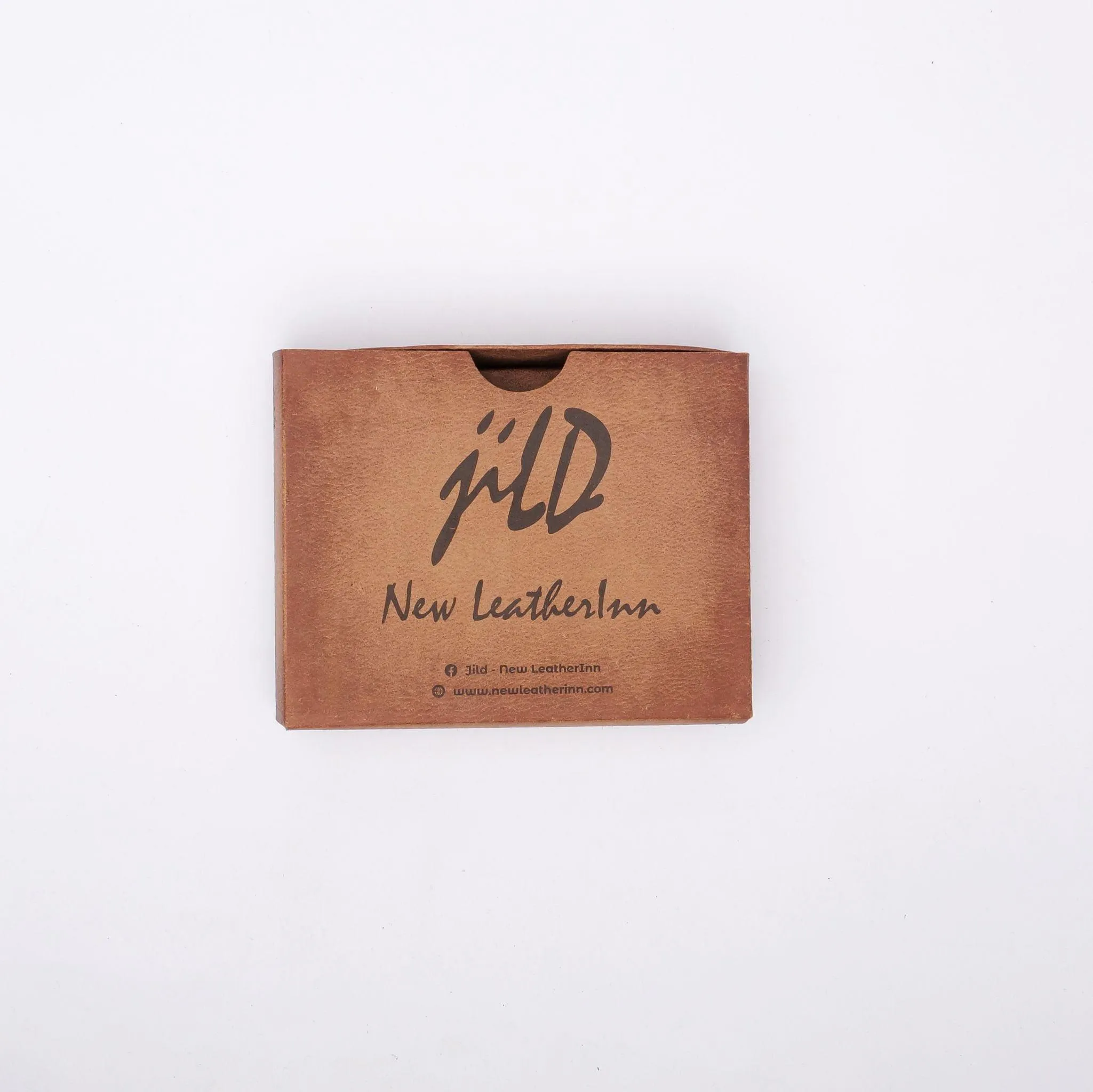 Minimalist Mens Leather Bi-Fold Wallet