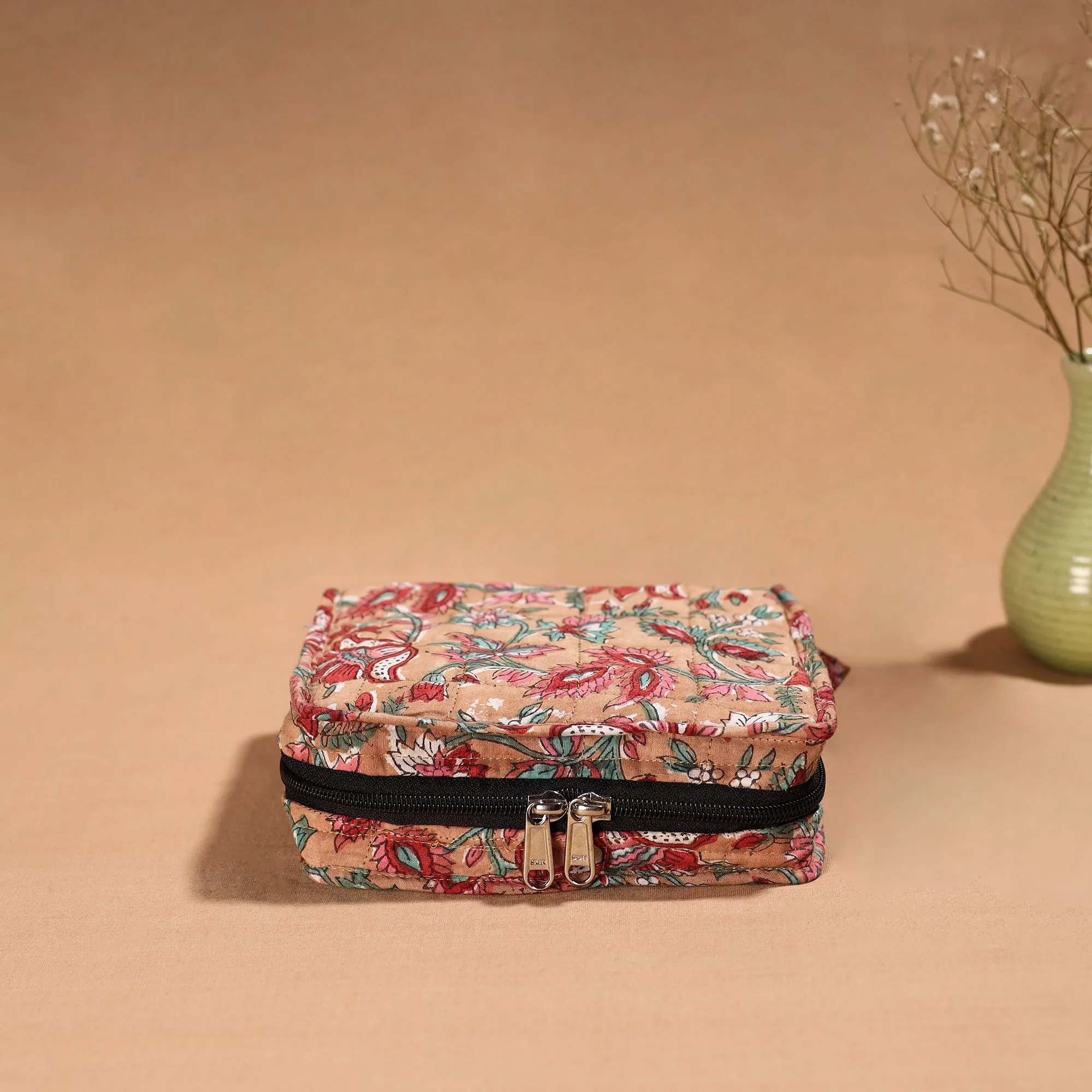 Multicolor - Handmade 4 Pockets Cotton Jewellery Bag 02