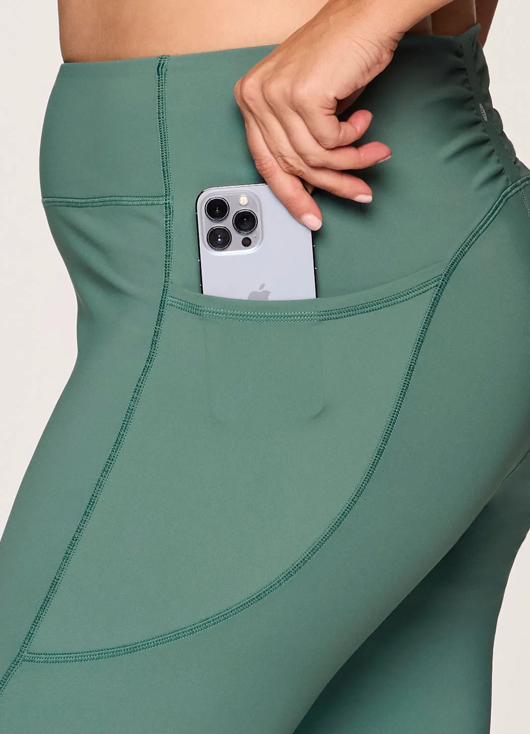 Plus Flow With It Tech Flex Legging
