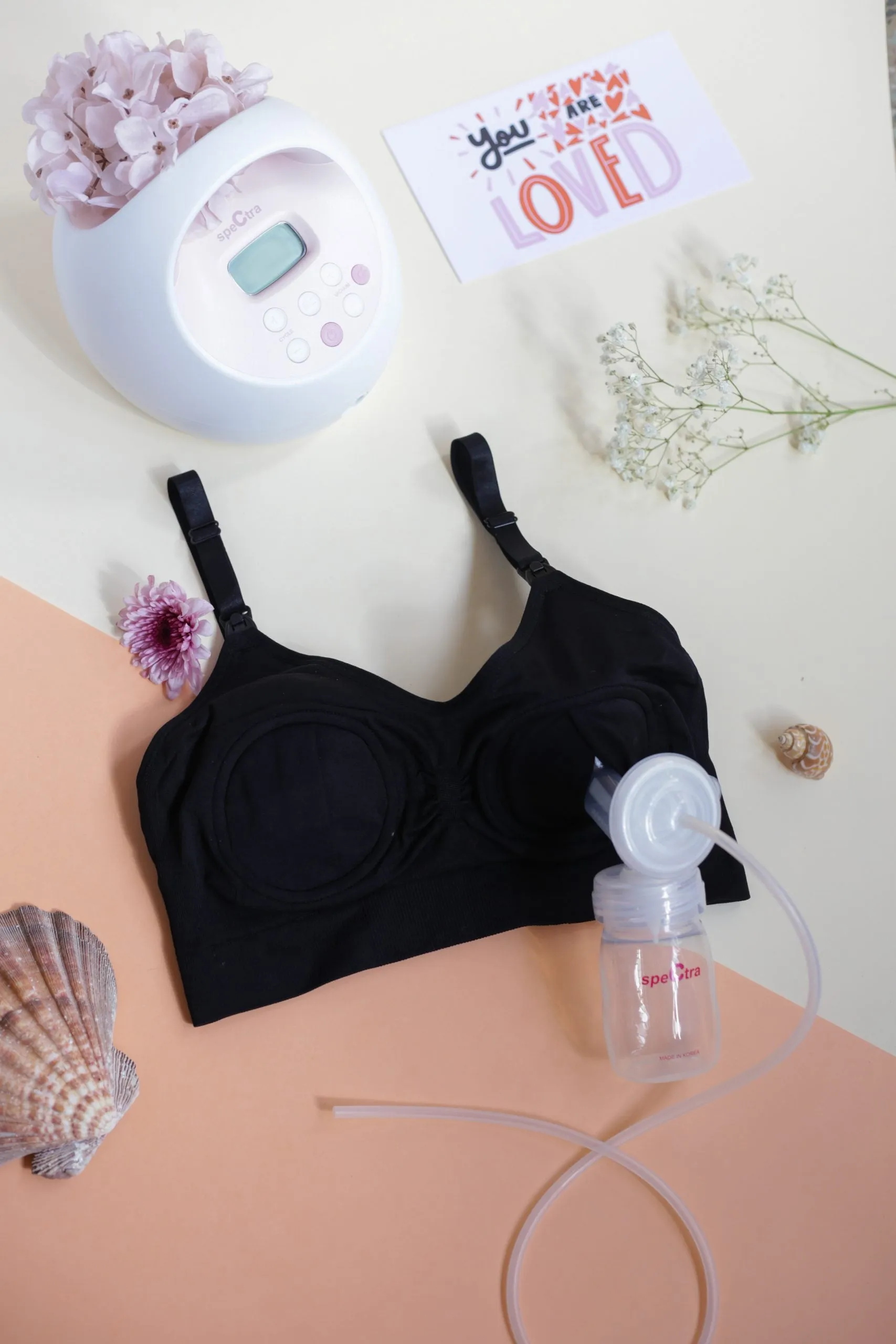 The Cozy Hands Free Pumping and Nursing Bra