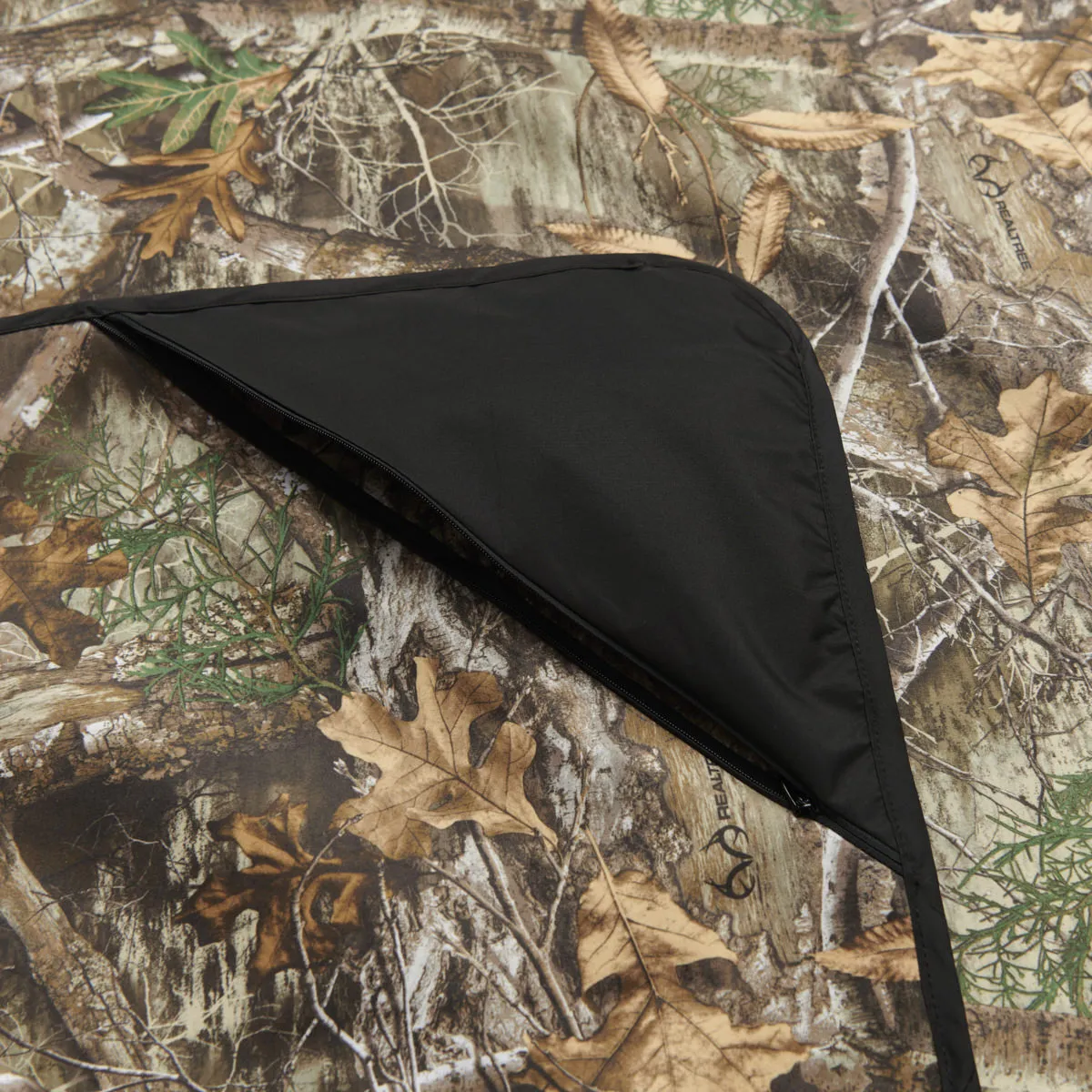Triumph Quick-Dry Picnic Blanket | Wu-Tang Clan x Slowtide
